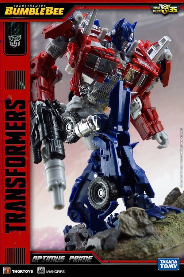 Toy Photography Legendary Optimus Prime  (17 of 27)